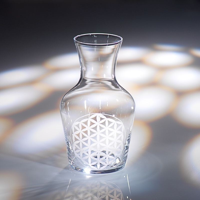 carafe-fleur-de-vie-en-verre