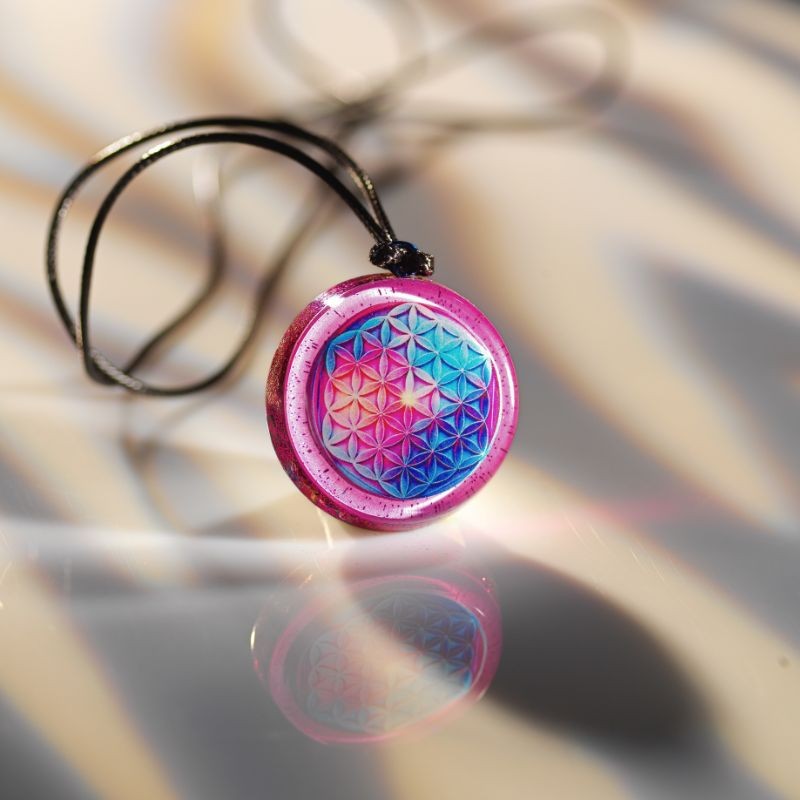 pendentif-generateur-dorgone-renaissance