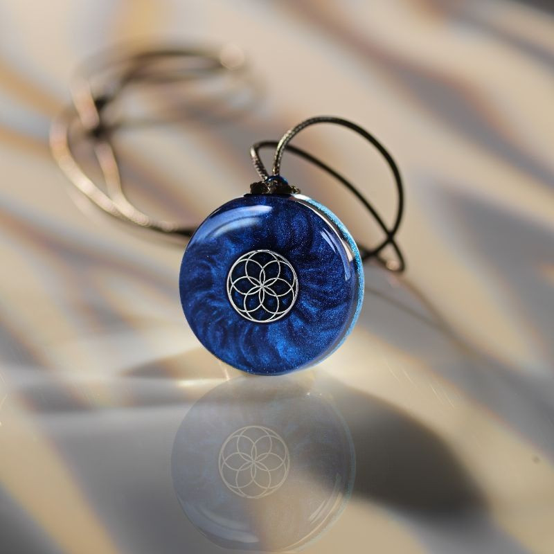 pendentif-generateur-dorgone-ocean-cosmique-graine-vie