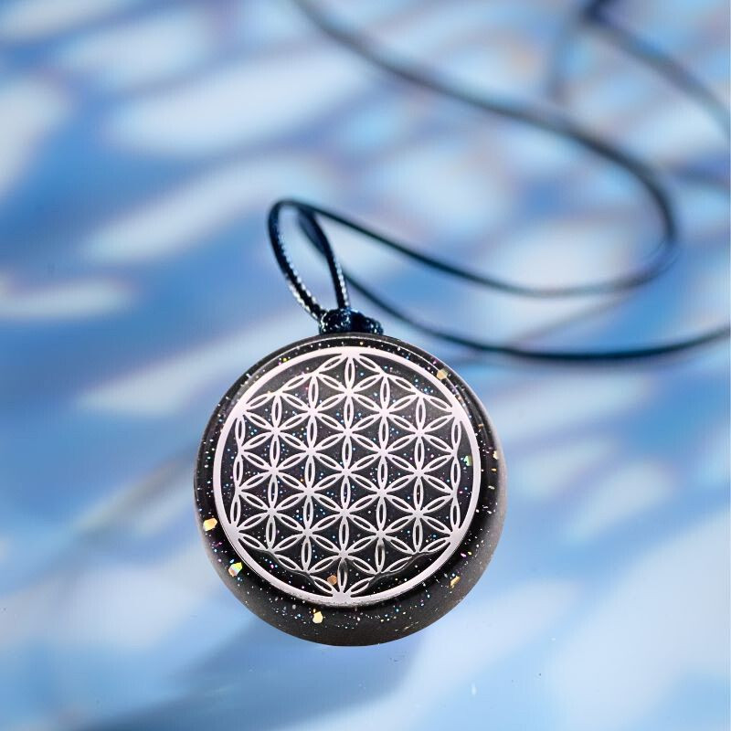 pendentif-generateur-orgone-univer-fleur-de-vie