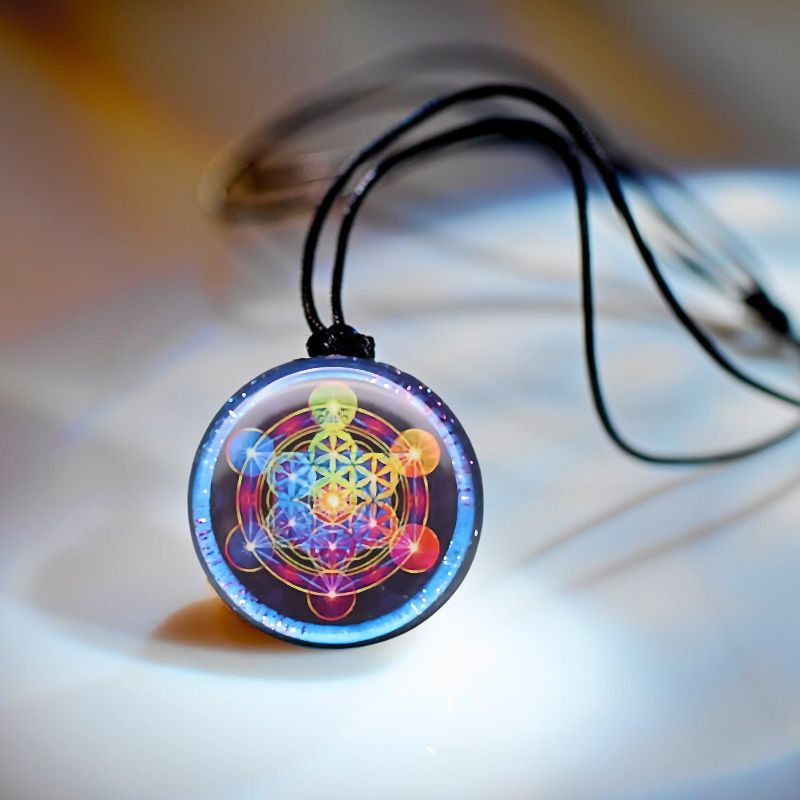 pendentif-generateur-dorgone-cube-de-metatron