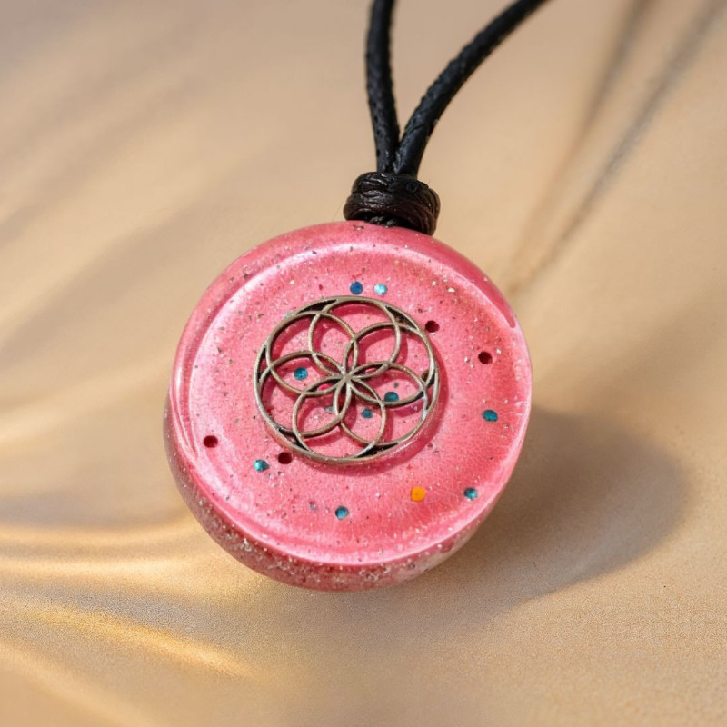 pendentif-generateur-orgone-petit-guardien-de-lumiere