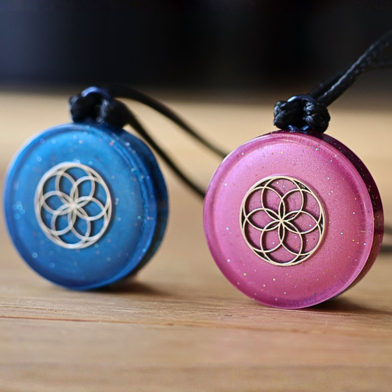 Mini pendentif générateur d’Orgone Harmonie universelle Univers Fleur de Vie