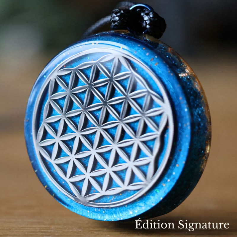 Pendentif orgonite Protection et ancrage avec Fleur de Vie métallique