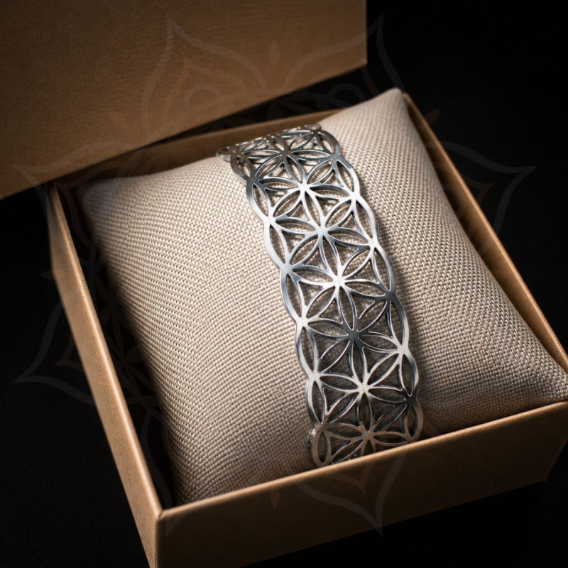 Bracelet Fleur de Vie livré dans coffret signature – idée cadeau bijou symbolique