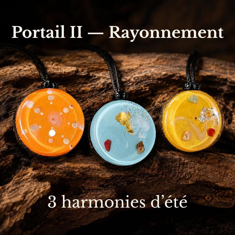 Pendentif orgonite Portail II Rayonnement avec trois harmonies d’été Or Solaire Corail Vivant et Horizon Azur