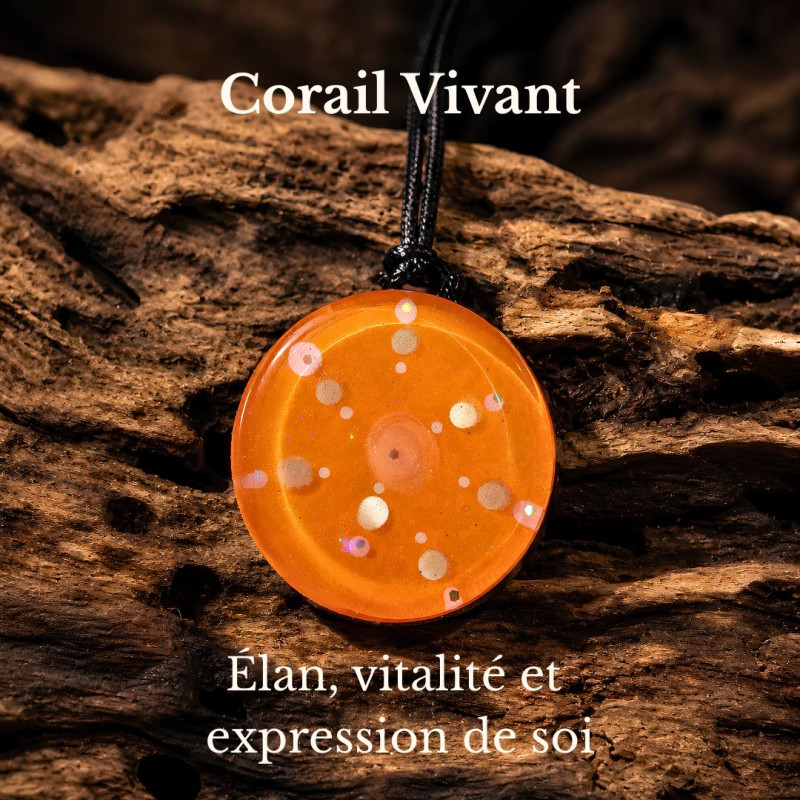 Pendentif orgonite Portail II Rayonnement en harmonie Corail Vivant sur bois naturel