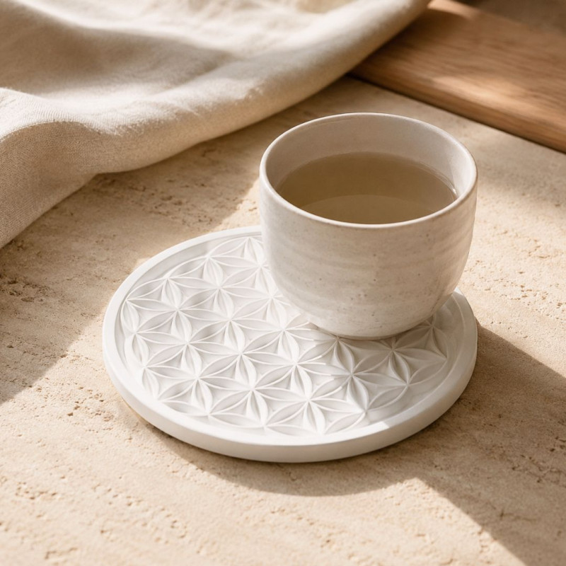 Petit plateau Fleur de Vie en résine minérale 11 cm avec tasse