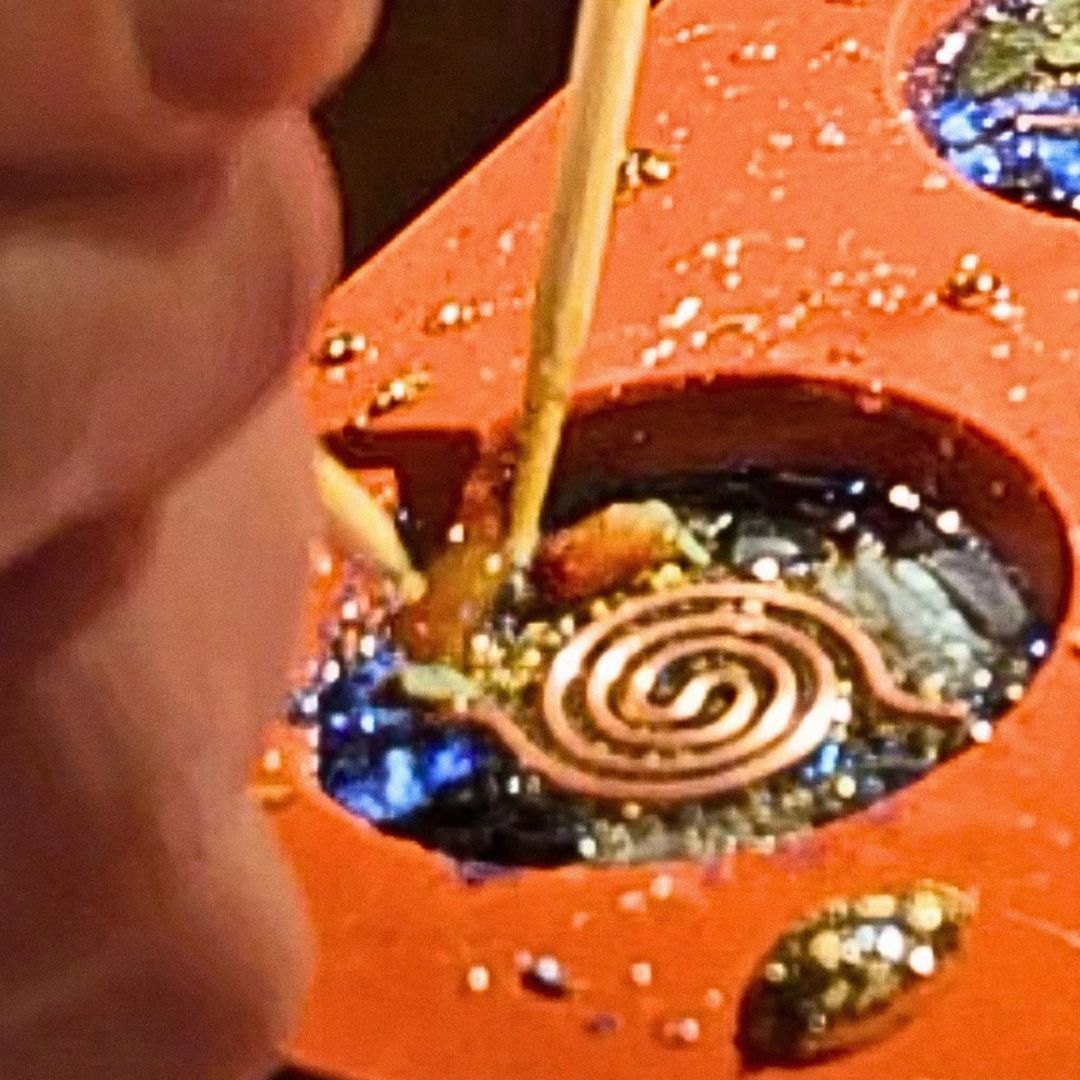 Fabrication artisanale d’un générateur d’orgone avec spirale cuivre